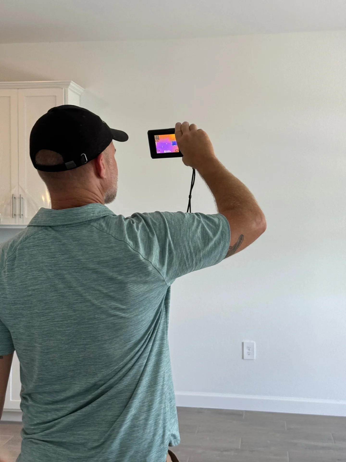 Tim-using-thermal-camera